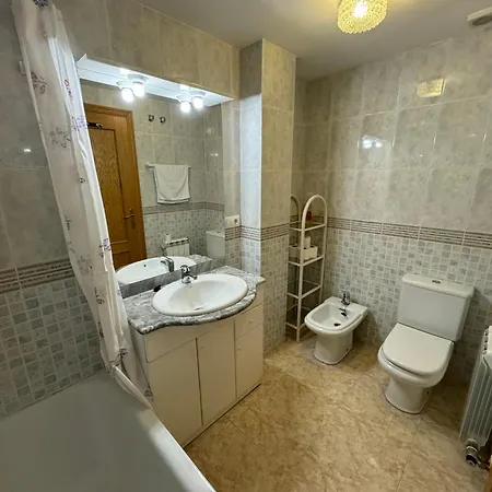 Piso En El Centro Con Vistas Al Mar Y Balcon דירה *