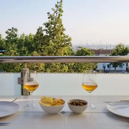 Piso En El Centro Con Vistas Al Mar Y Balcon *