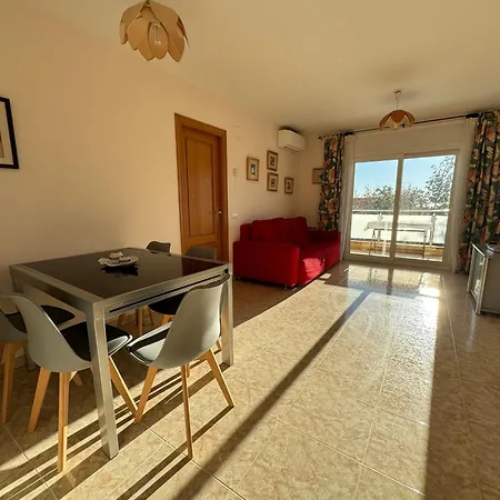 Apartamento Piso En El Centro Con Vistas Al Mar Y Balcon
